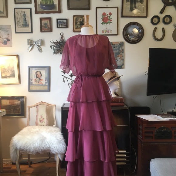 Vintage gorgeous maxi dress, minor flaws - Picture 8 of 8